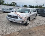 продам Toyota Highlander в пмр  фото 6