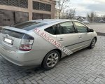 продам Toyota Prius в пмр  фото 4