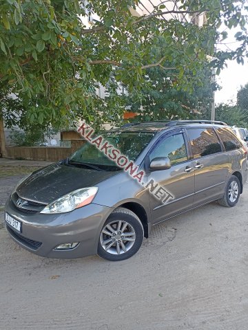 продам Toyota Siennaв пмр  фото 6