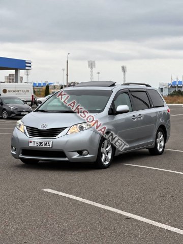 продам Toyota Siennaв пмр  фото 6