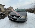 Volkswagen Touran 2005г. 4 400 $