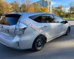 продам Toyota Prius V в пмр  фото 3