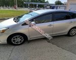 продам Toyota Prius V в пмр  фото 3