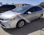 продам Toyota Prius V в пмр  фото 5