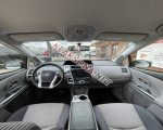 продам Toyota Prius V в пмр  фото 2
