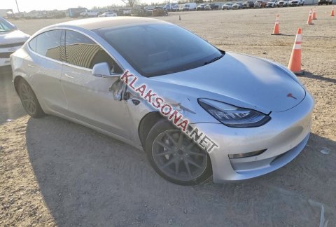 продам Tesla Model 3в пмр  фото 5